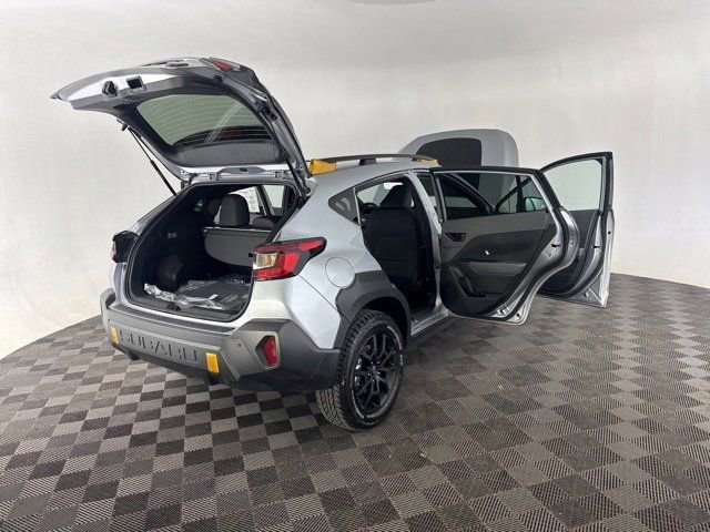 Used 2025 Subaru Crosstrek 2.5i Wilderness w/ Crosstrek Mirror Package AWD/4WD image 10