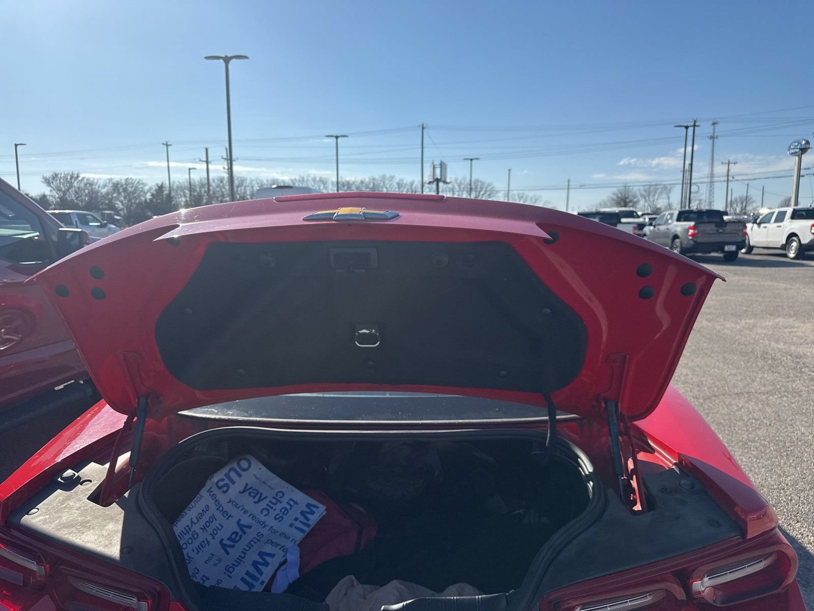 Used 2021 Chevrolet Camaro LT RWD image 7
