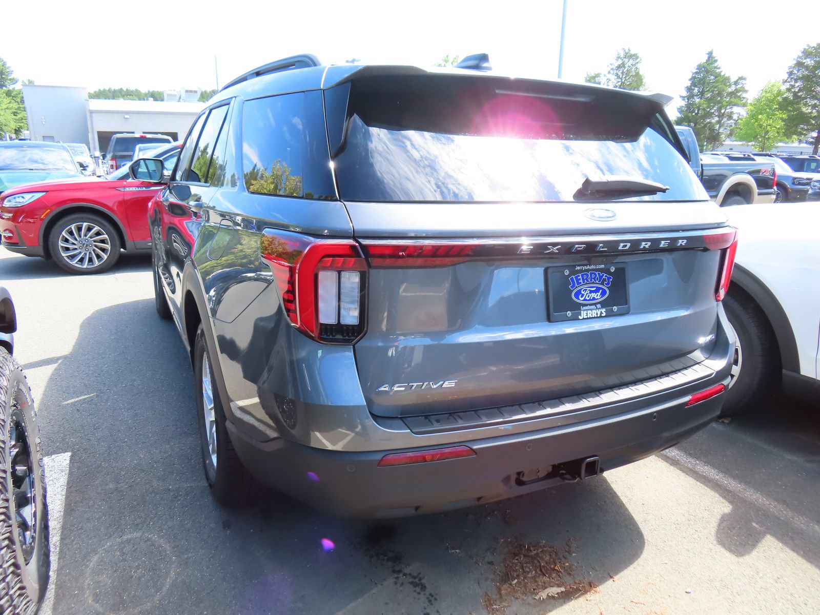 New 2026 Ford Explorer Active AWD/4WD image 6