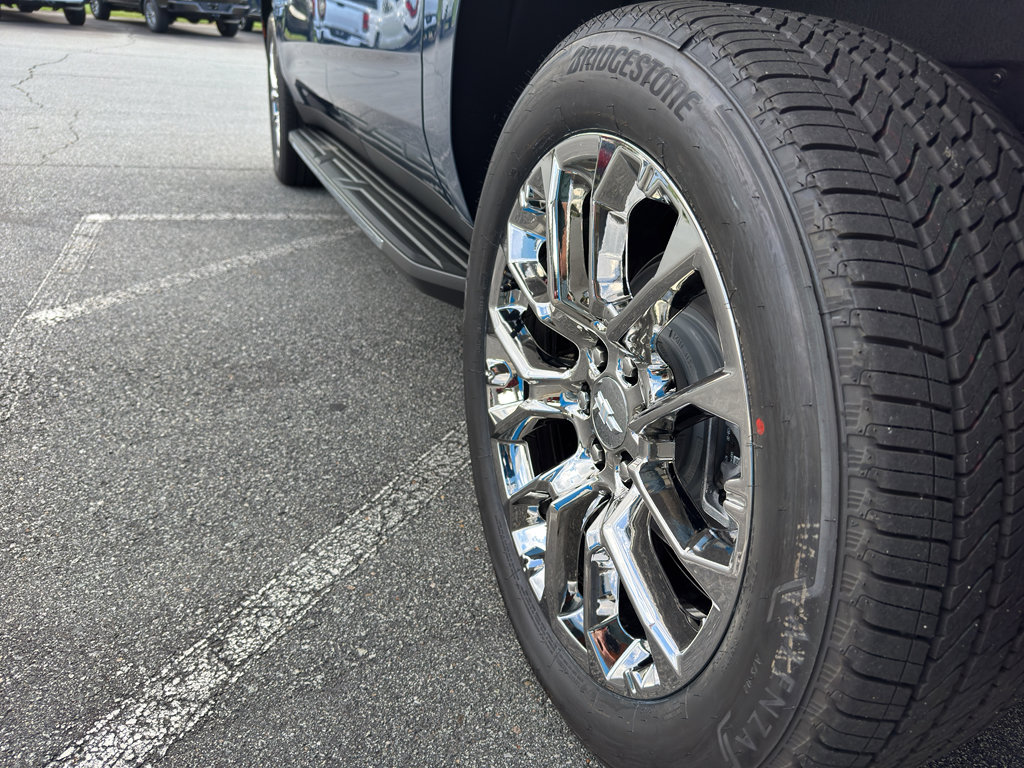 New 2026 Chevrolet Suburban LT w/ LPO, Chrome Package image 7