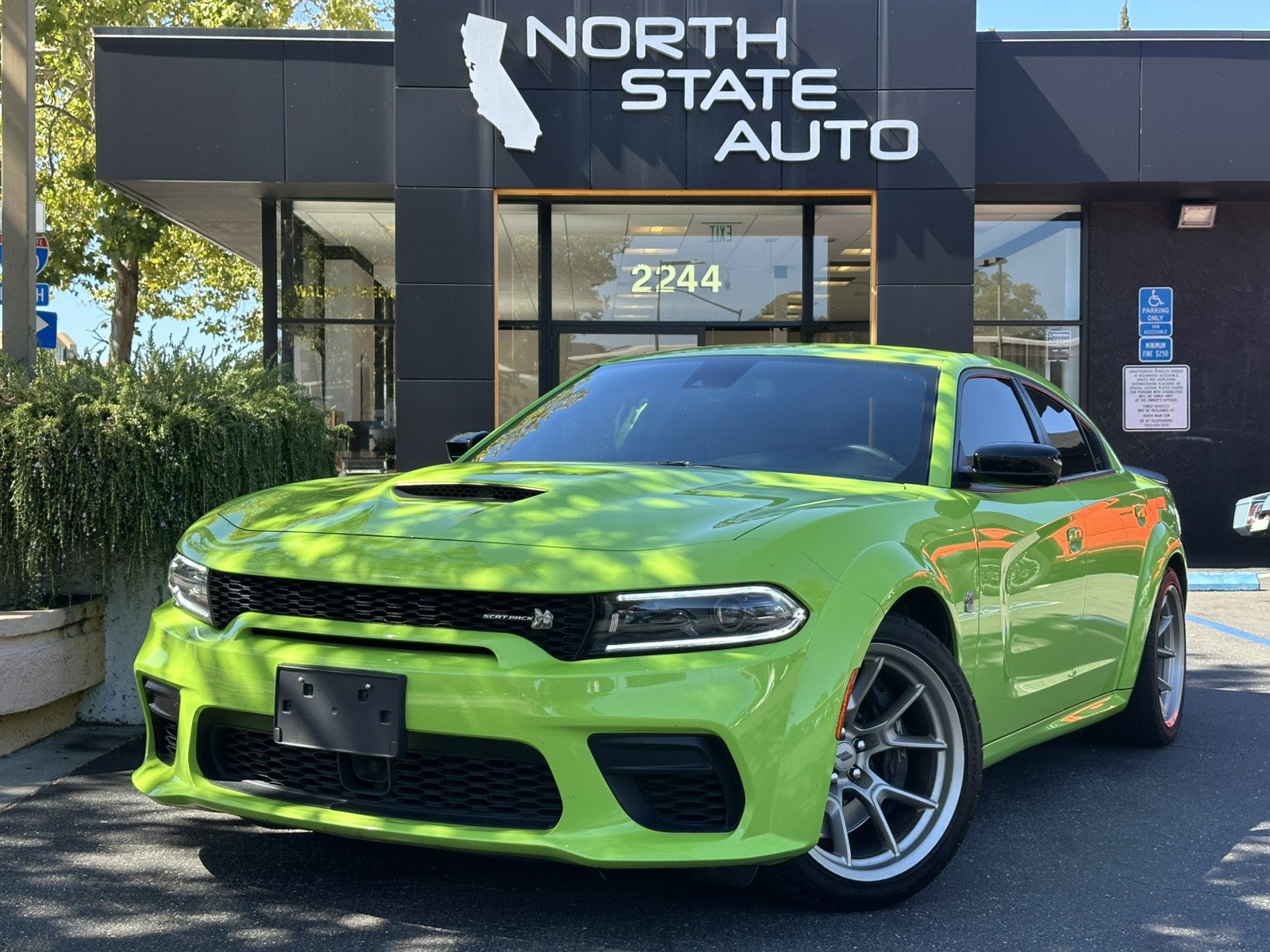 Used 2023 Dodge Charger Scat Pack RWD image 2