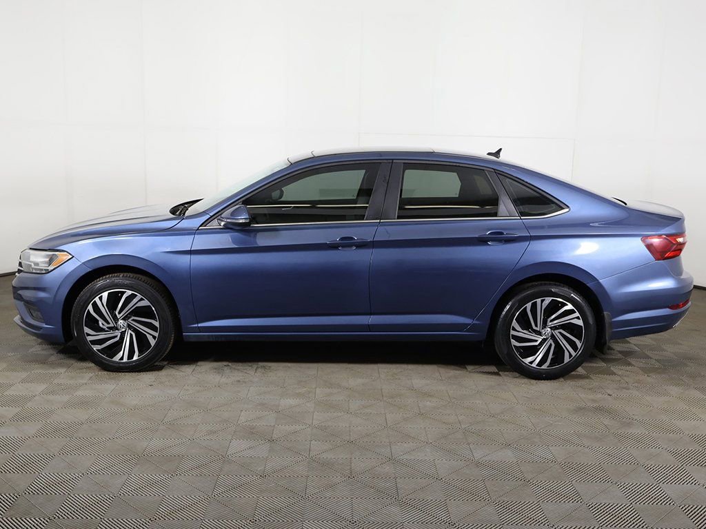 Used 2021 Volkswagen Jetta SEL Premium image 20