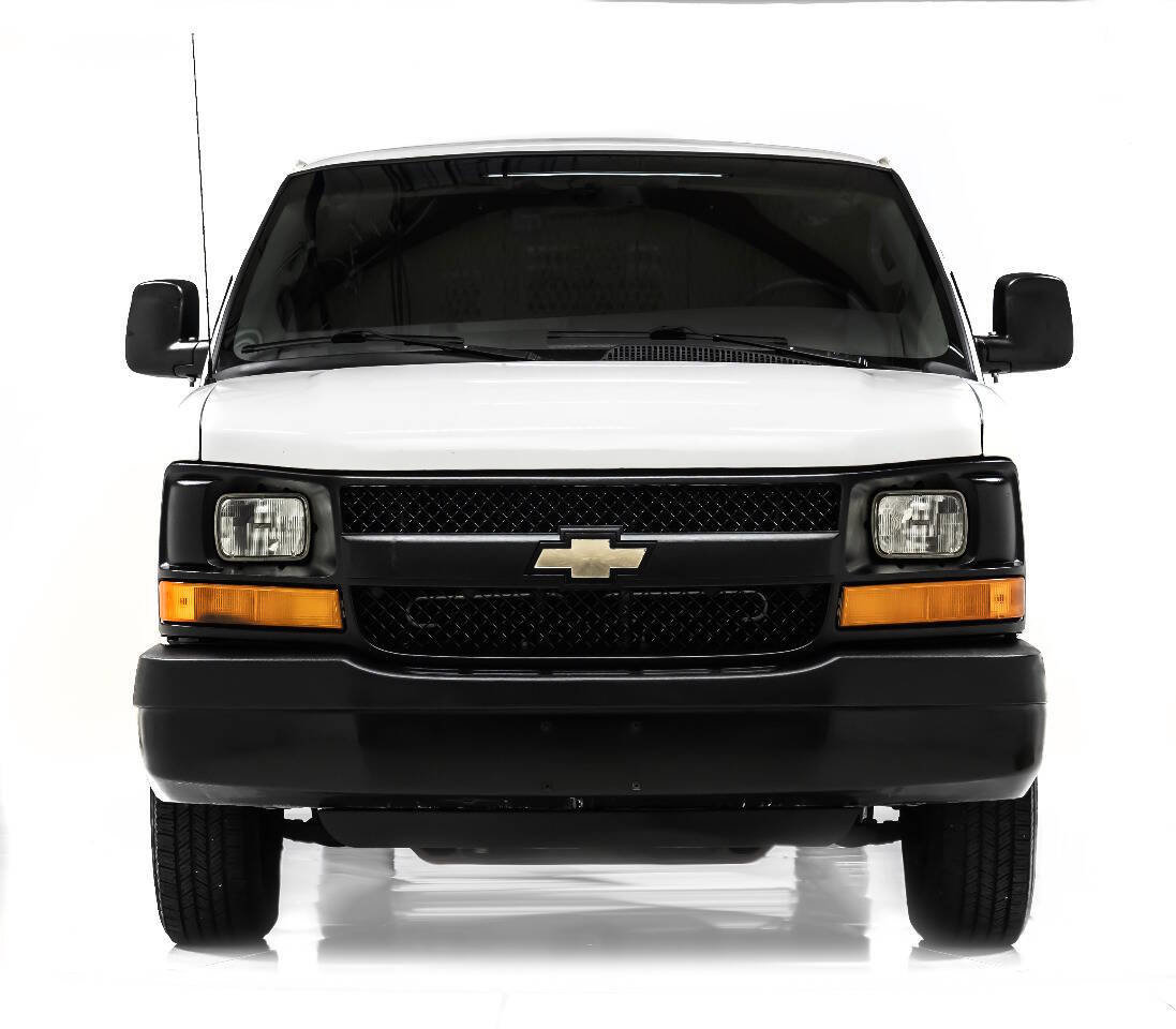 Used 2017 Chevrolet Express 2500 Extended image 7