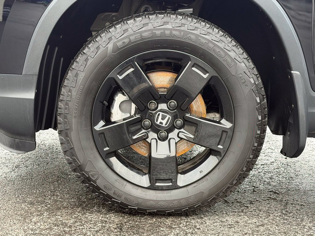 Certified 2025 Honda Ridgeline Black Edition image 22