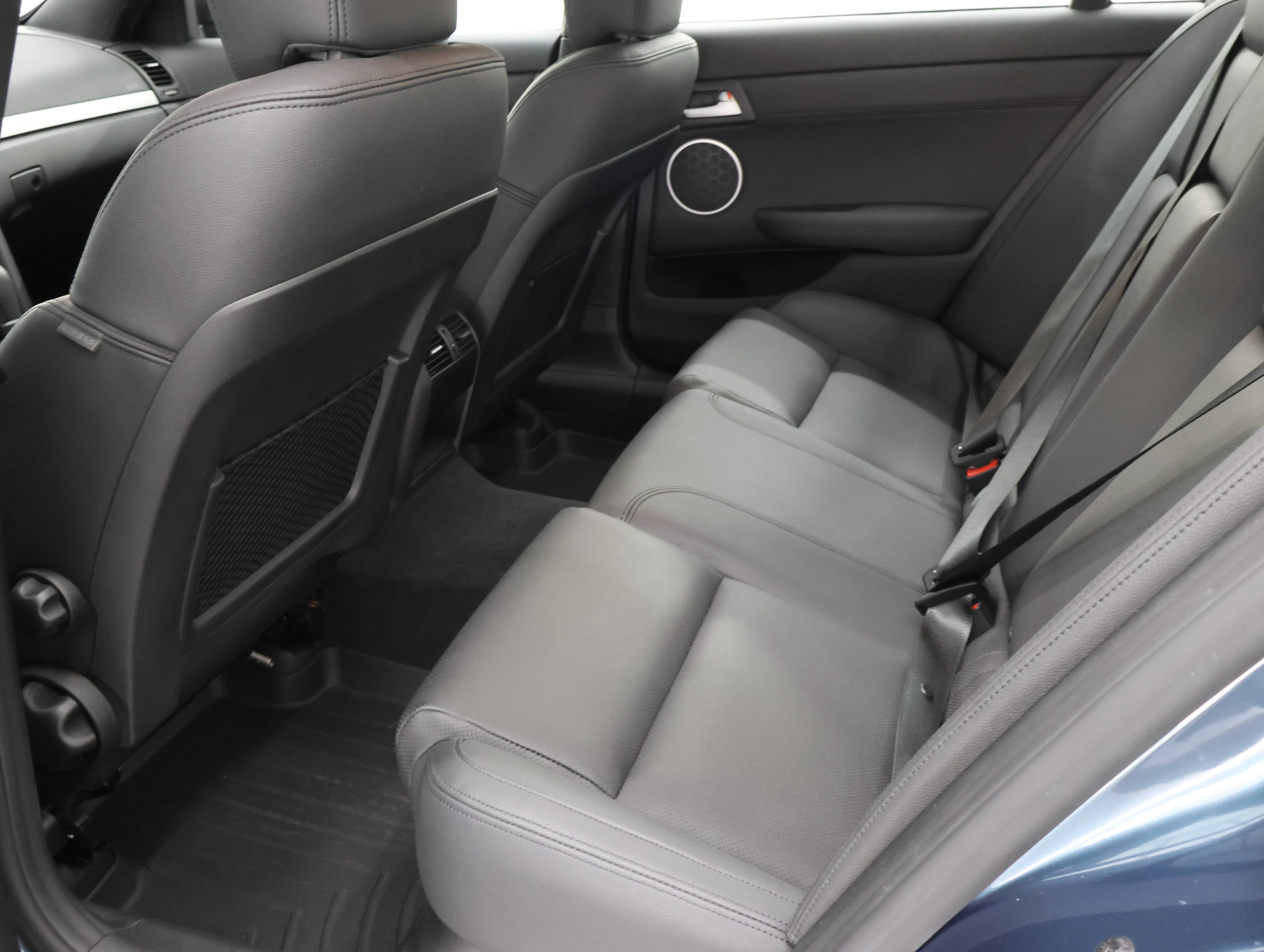 Used 2009 Pontiac G8 GT w/ Premium Package RWD image 33