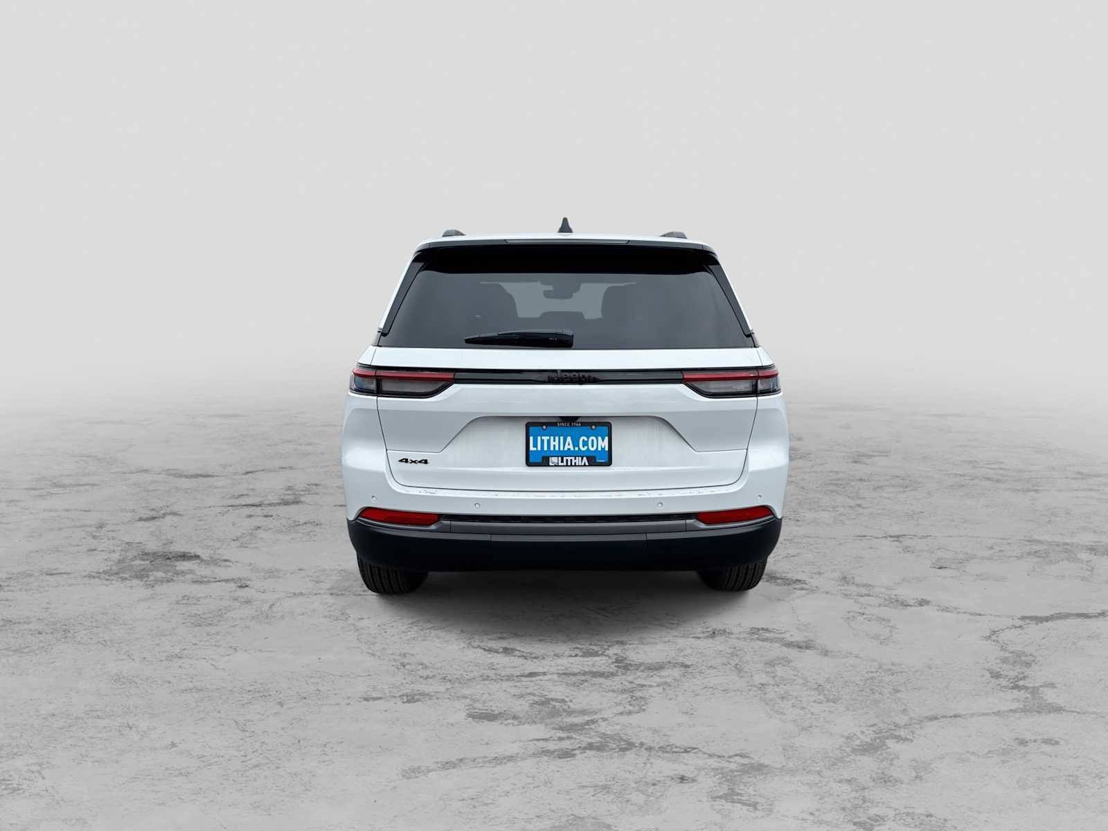New 2026 Jeep Grand Cherokee Altitude AWD/4WD image 7