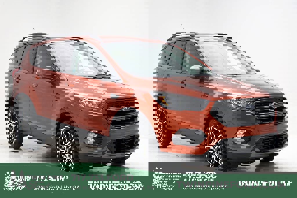 Used 2019 Ford Escape SEL AWD/4WD image 1