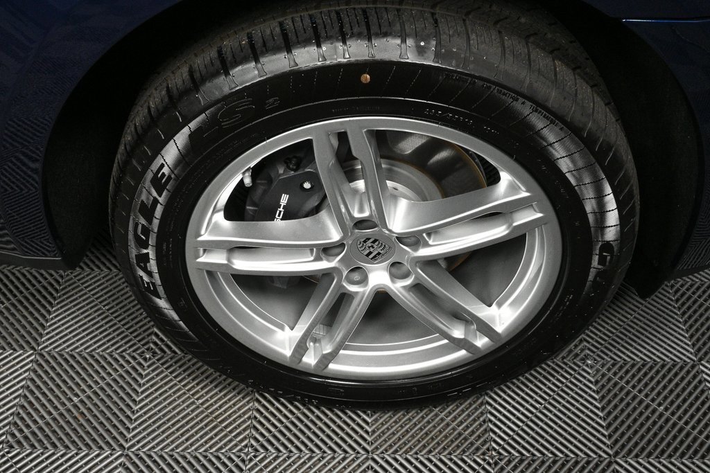 New 2026 Porsche Macan image 40