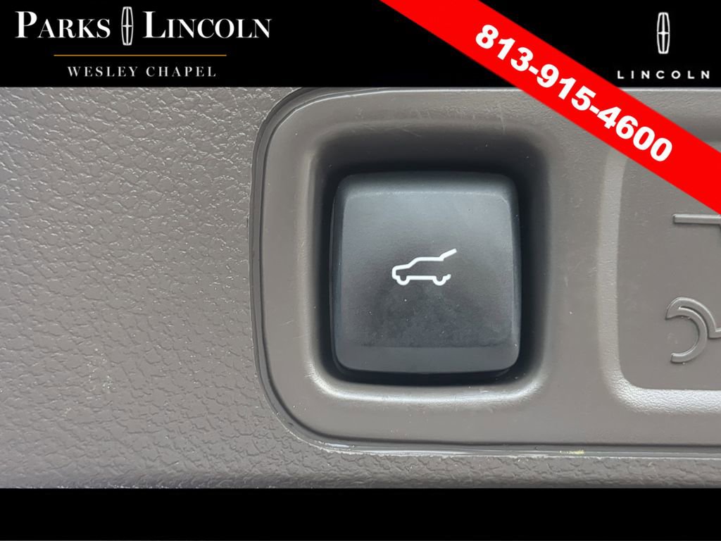 Certified 2022 Lincoln Navigator L Reserve image 9