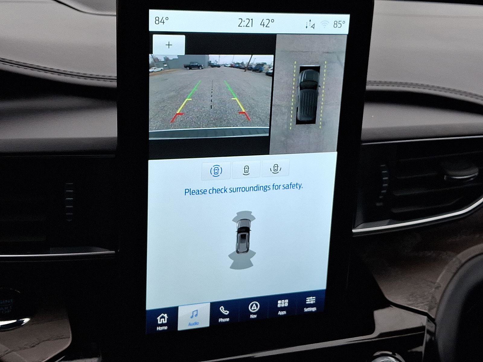 Used 2023 Ford Explorer Platinum w/ Technology Package image 19