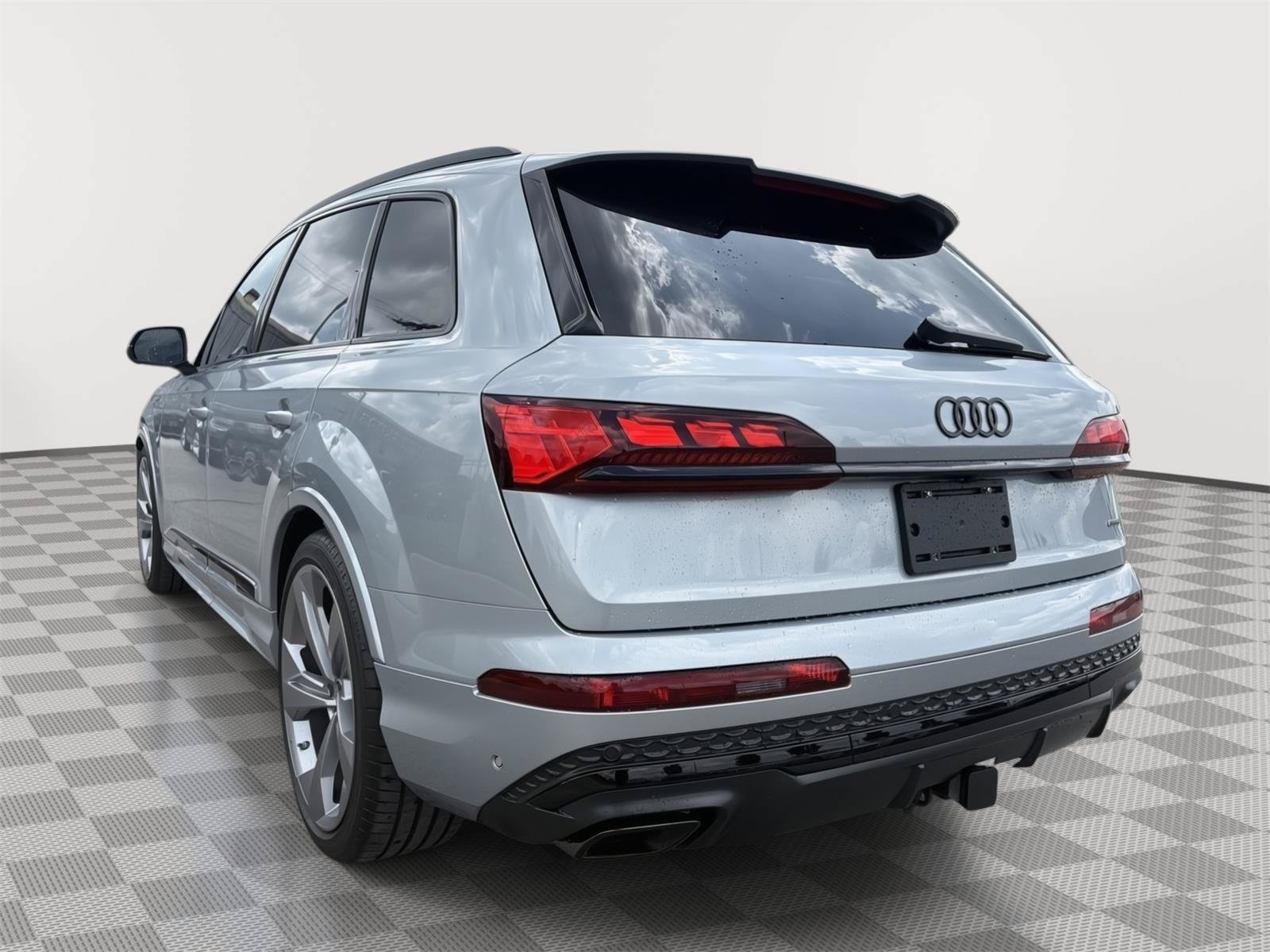 New 2026 Audi Q7 3.0T Prestige AWD/4WD image 3