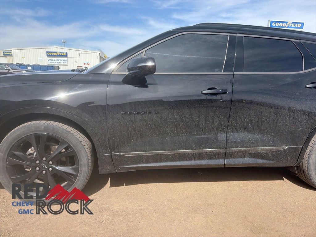 Used 2019 Chevrolet Blazer RS w/ Sun and Wheels Package image 11
