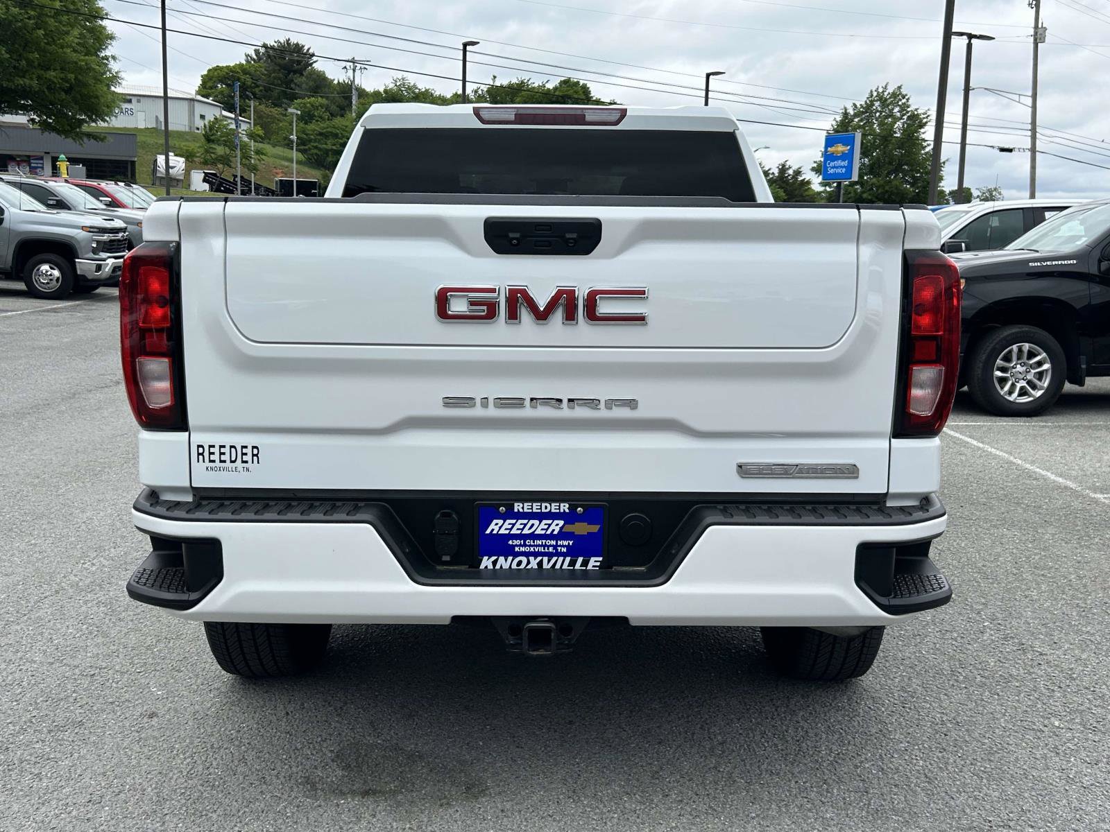 Used 2023 GMC Sierra 1500 Elevation AWD/4WD image 4