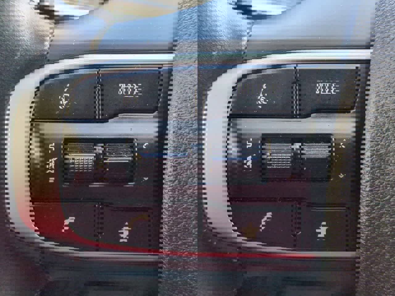 Used 2023 Kia Sportage X-Pro image 25