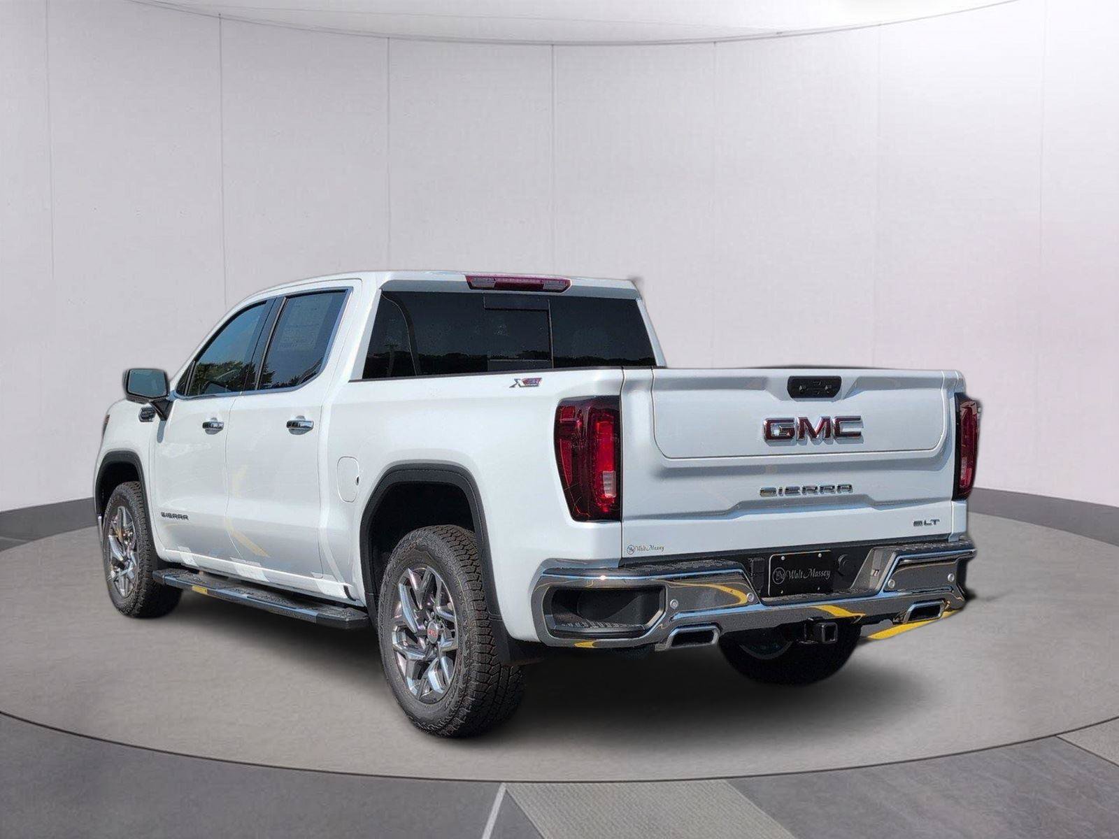 New 2026 GMC Sierra 1500 SLT w/ SLT Premium Plus Package AWD/4WD image 3