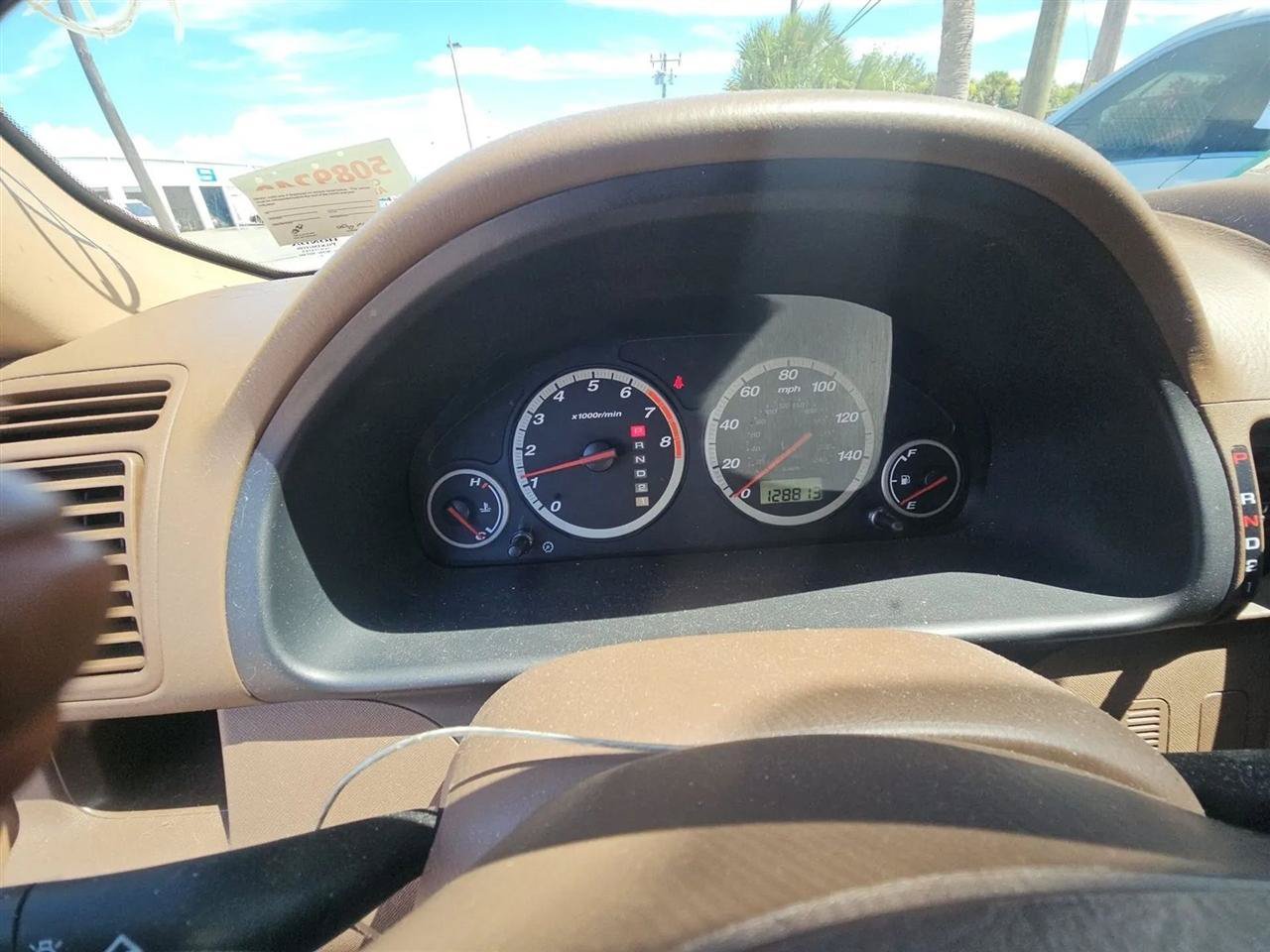 Used 2004 Honda CR-V EX image 12