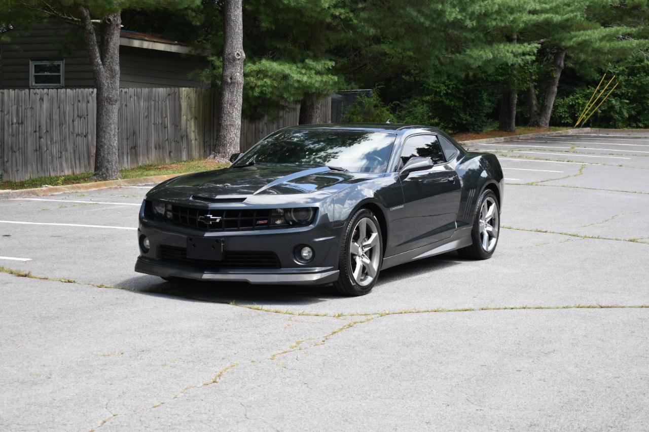 Used 2012 Chevrolet Camaro SS RWD image 2