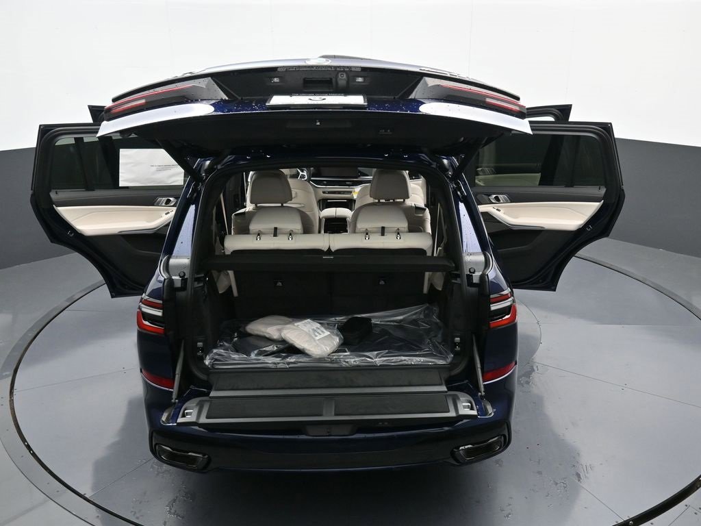 New 2026 BMW X7 xDrive40i w/ M Sport Package image 52