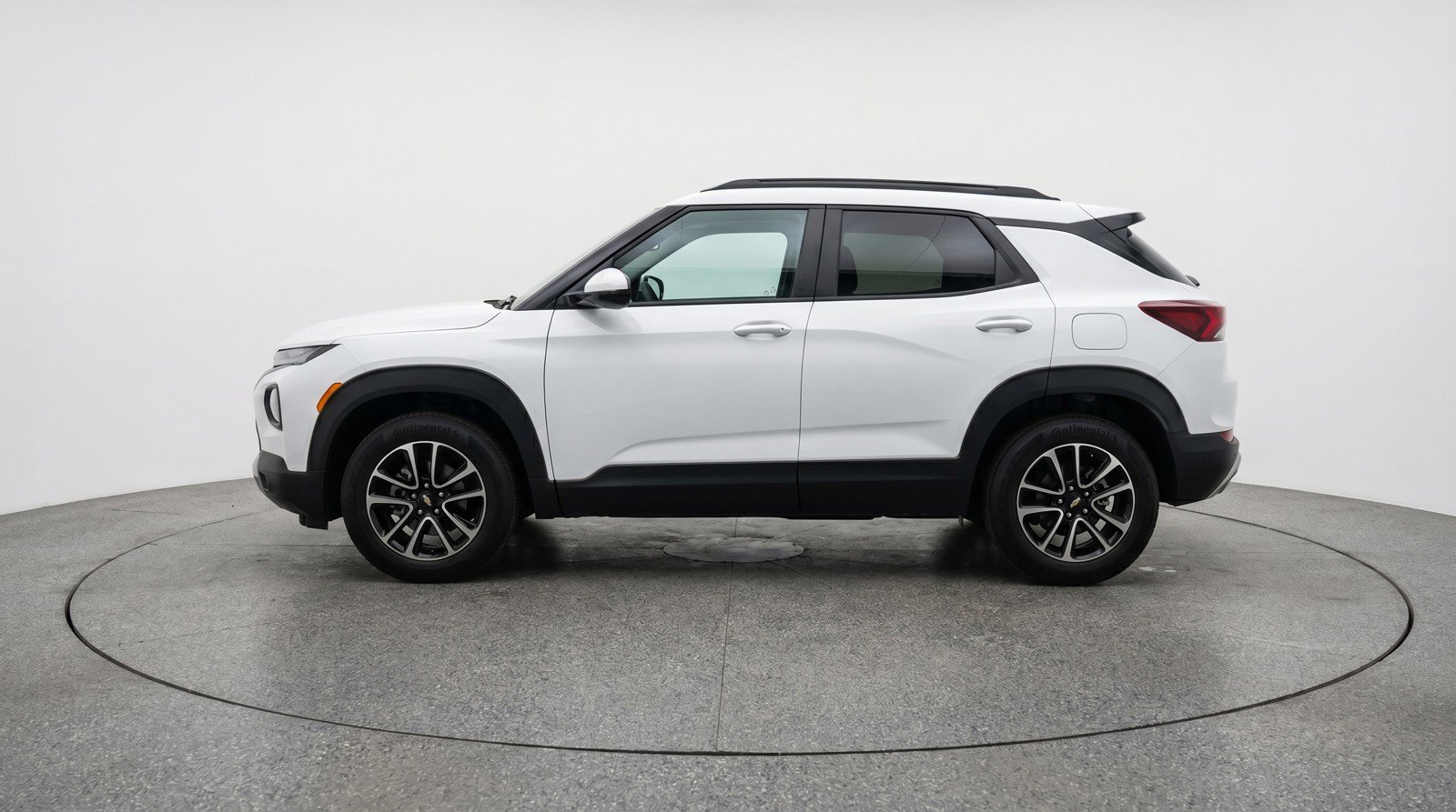 Used 2025 Chevrolet TrailBlazer LT FWD image 5