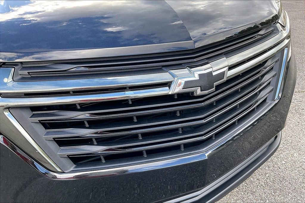 Used 2023 Chevrolet Equinox LS w/ Midnight Edition image 27