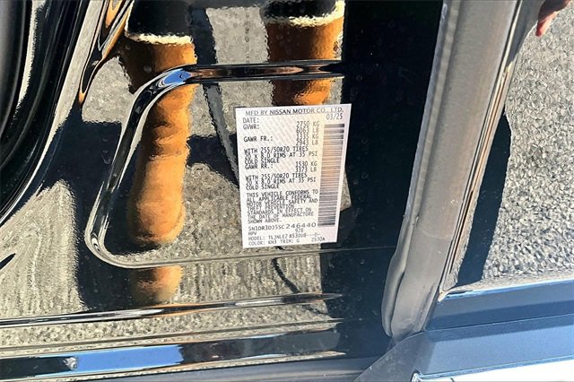 Certified 2025 Nissan Pathfinder Platinum w/ Cargo Package image 16