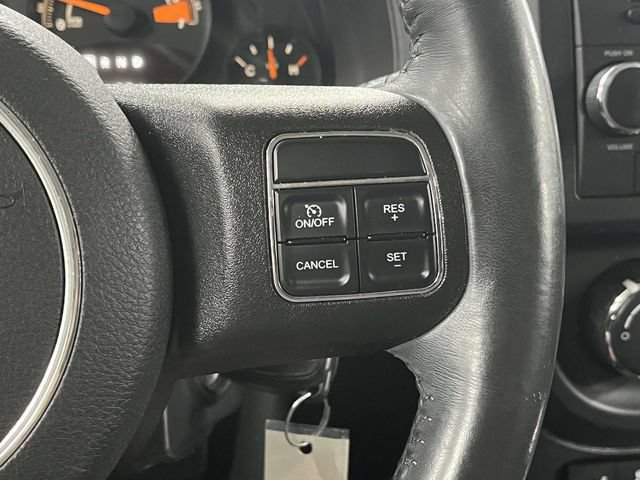 Used 2016 Jeep Patriot Latitude FWD image 28