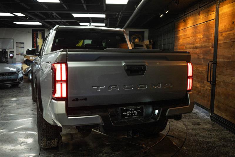Used 2024 Toyota Tacoma TRD Off-Road AWD/4WD image 6