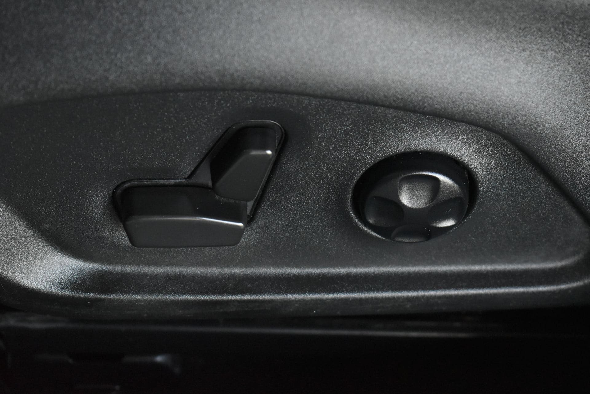 Used 2021 Jeep Compass Limited AWD/4WD image 14