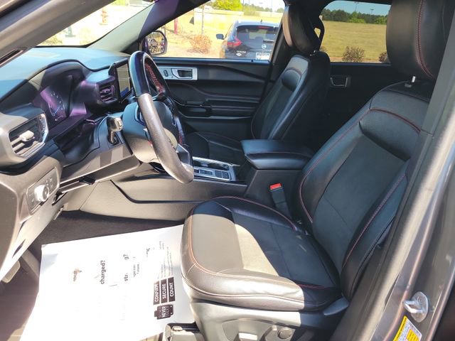 Used 2022 Ford Explorer ST-Line w/ Class IV Trailer Tow Package RWD image 17