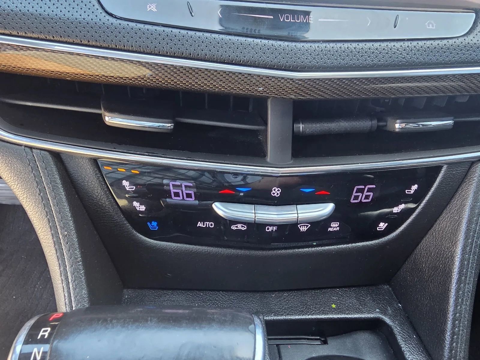 Used 2018 Cadillac CT6 Luxury image 20