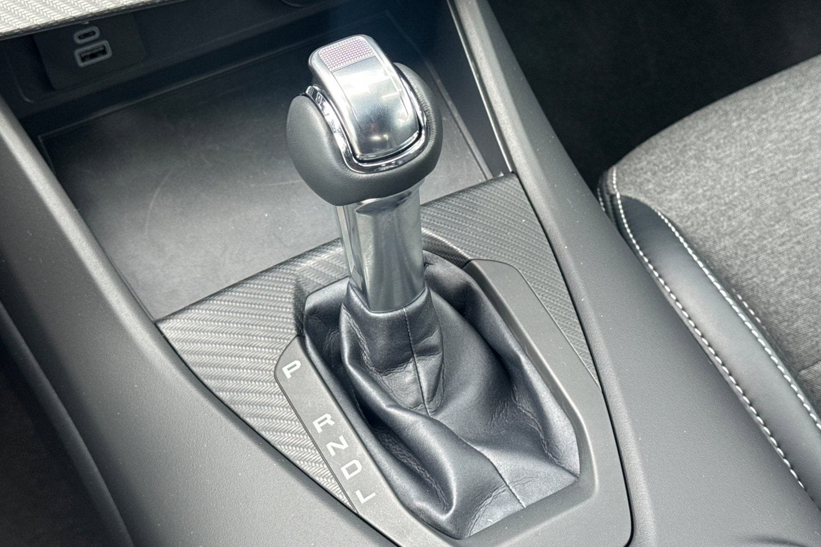 Used 2025 Ford Mustang Coupe RWD image 21
