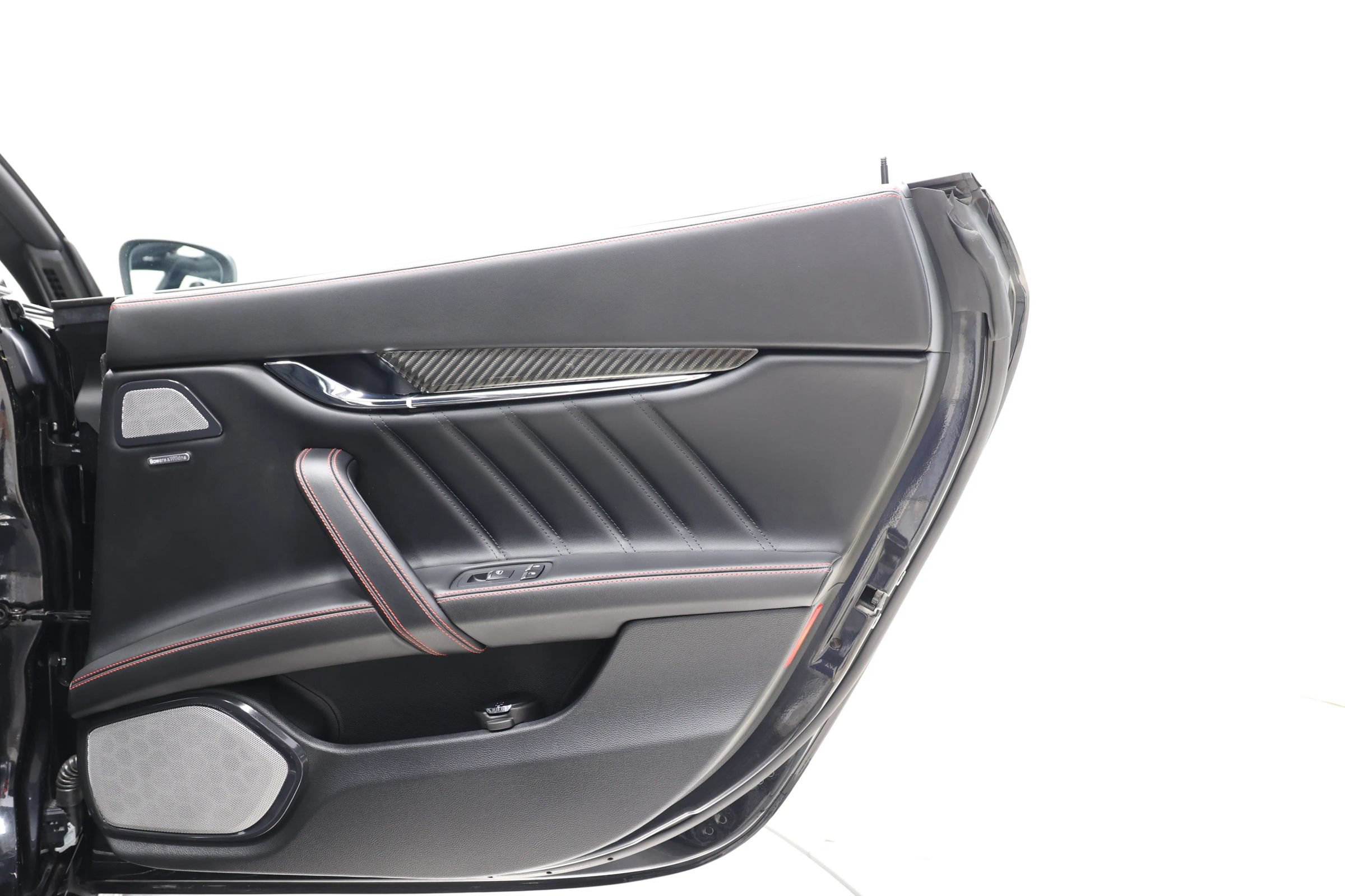 Used 2022 Maserati Quattroporte Trofeo RWD image 70