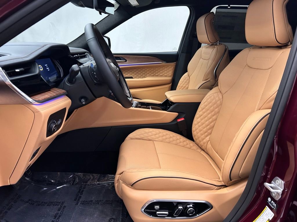 New 2026 Jeep Grand Cherokee Summit image 12