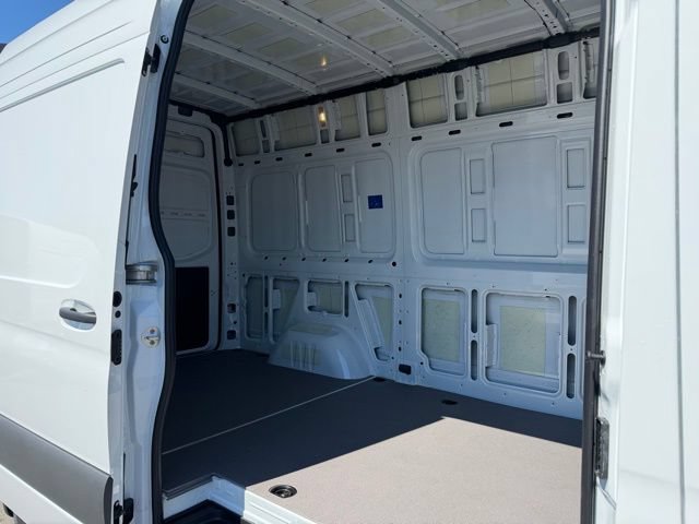New 2026 Mercedes-Benz Sprinter 2500 image 12