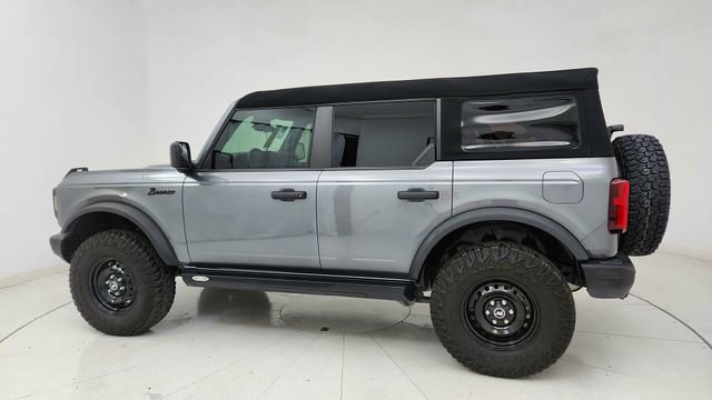 Used 2023 Ford Bronco Black Diamond image 4