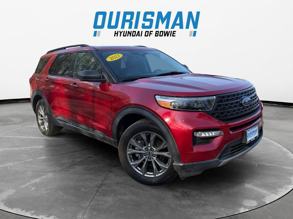 Used 2021 Ford Explorer XLT w/ Equipment Group 202A image 1
