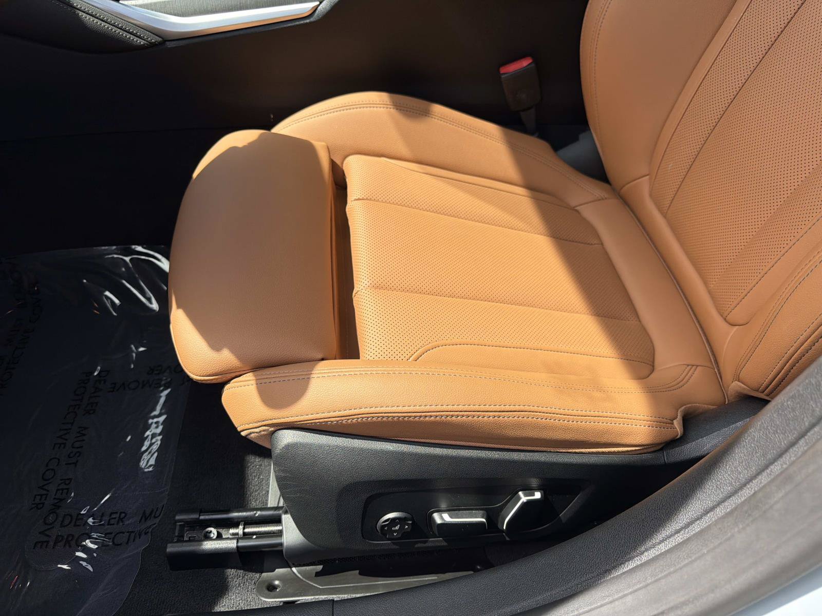 Used 2025 BMW M440i RWD image 15
