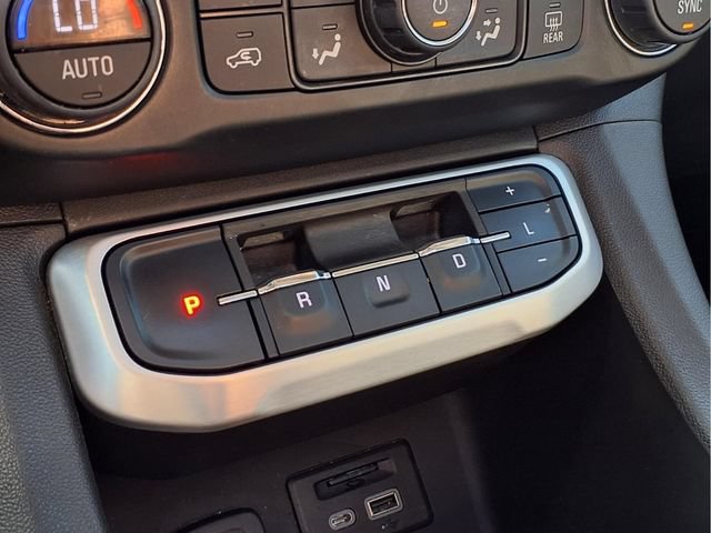 Certified 2021 GMC Acadia SLT w/ Elevation Edition FWD image 10