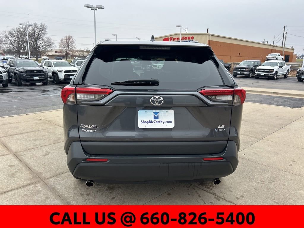 Used 2025 Toyota RAV4 LE AWD/4WD image 10