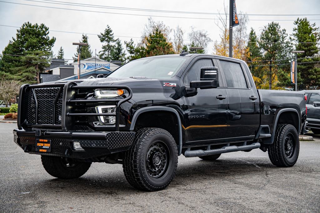 Used 2022 Chevrolet Silverado 3500 LTZ w/ LTZ Plus Package image 8