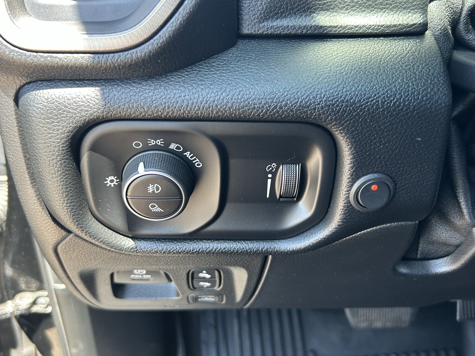 Used 2020 RAM 1500 Rebel w/ Rebel Level 2 Equipment Group AWD/4WD image 30
