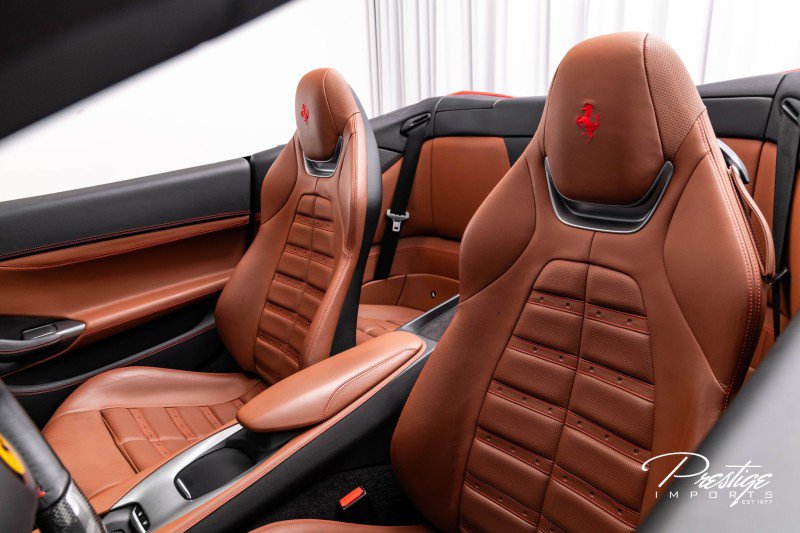 Used 2019 Ferrari Portofino image 35
