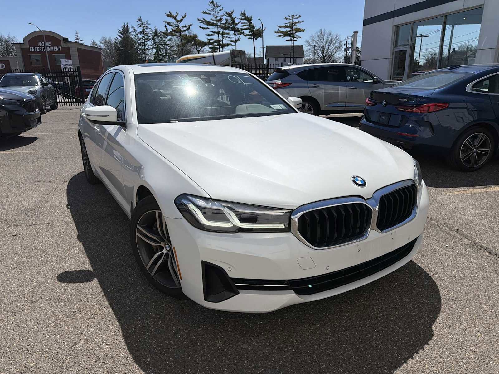 Certified 2023 BMW 530i xDrive w/ Convenience Package image 2