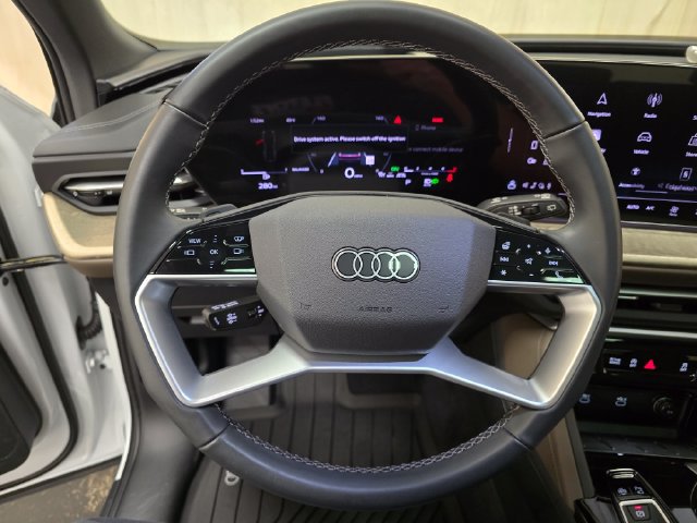 Used 2025 Audi Q5 Premium Plus AWD/4WD image 18