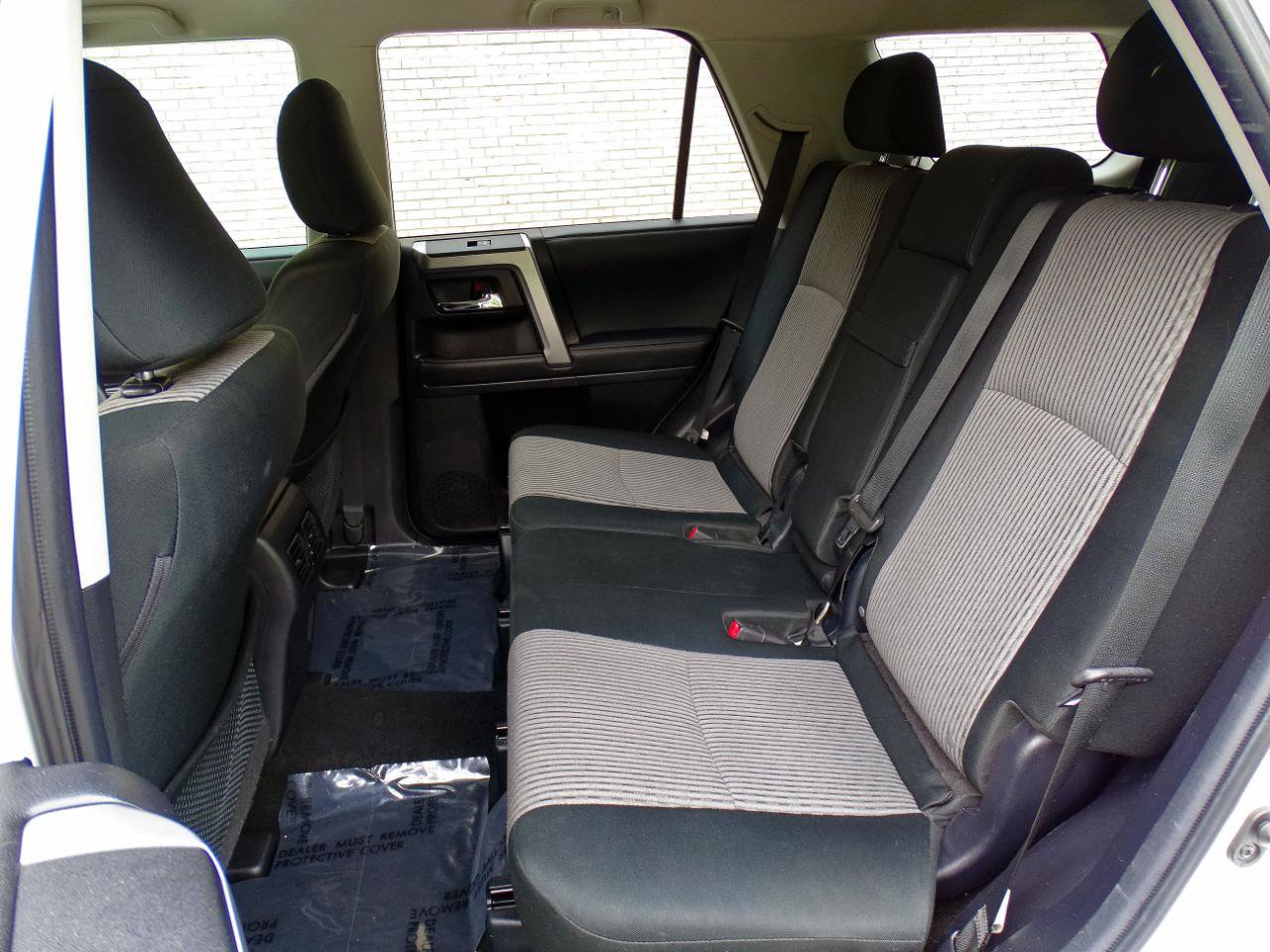 Used 2022 Toyota 4Runner SR5 RWD image 31