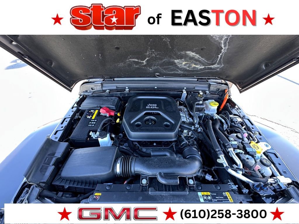 Used 2022 Jeep Wrangler Unlimited Sahara w/ Cold Weather Group image 37