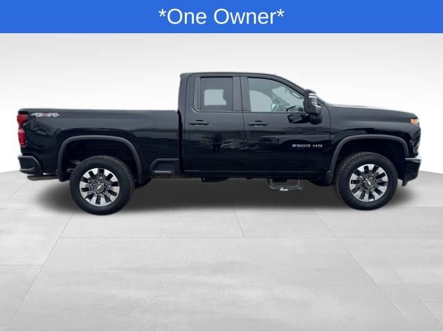 Used 2021 Chevrolet Silverado 2500 Custom w/ Custom Value Package image 2