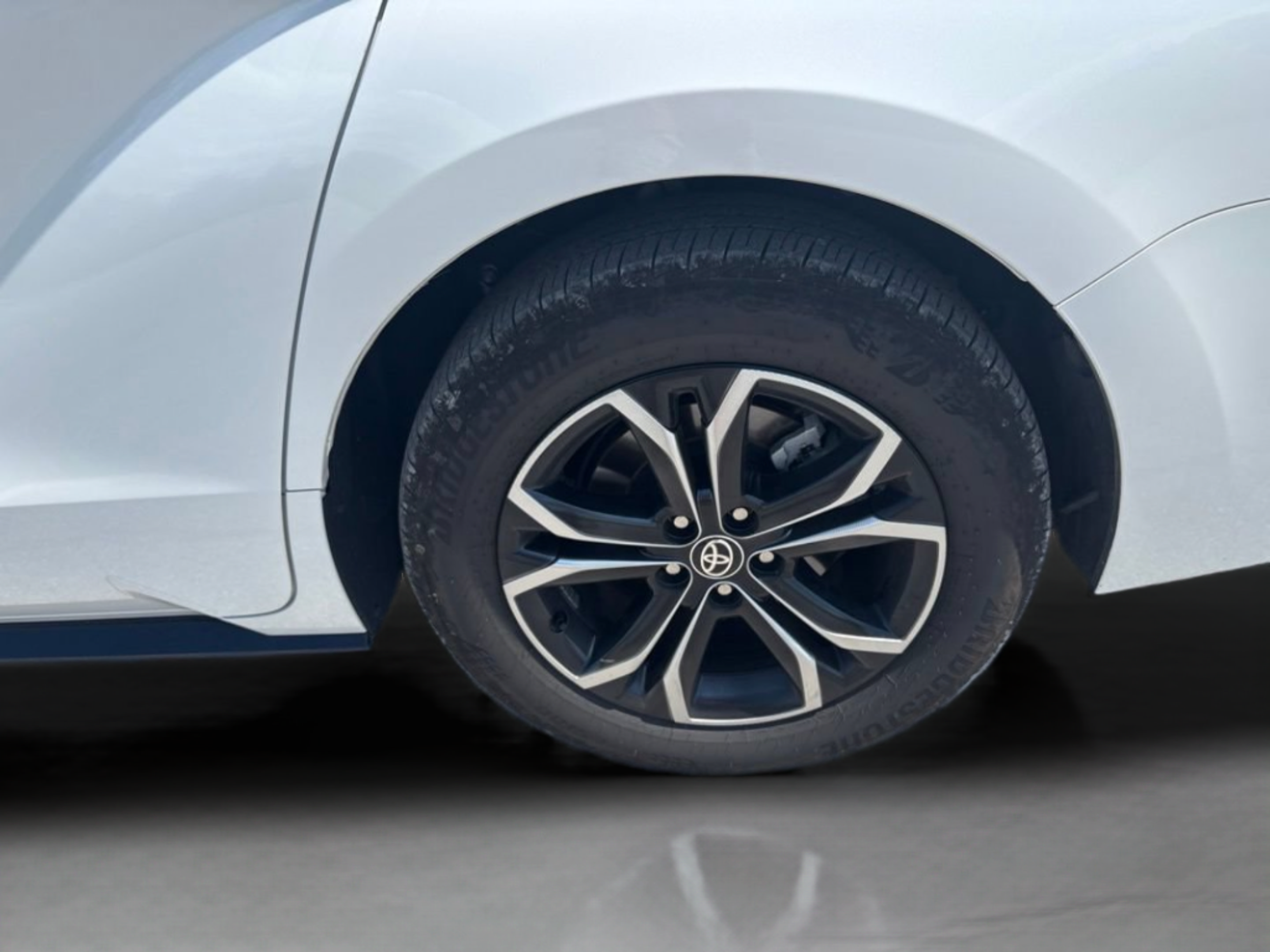 Certified 2026 Toyota Sienna Platinum AWD/4WD image 35