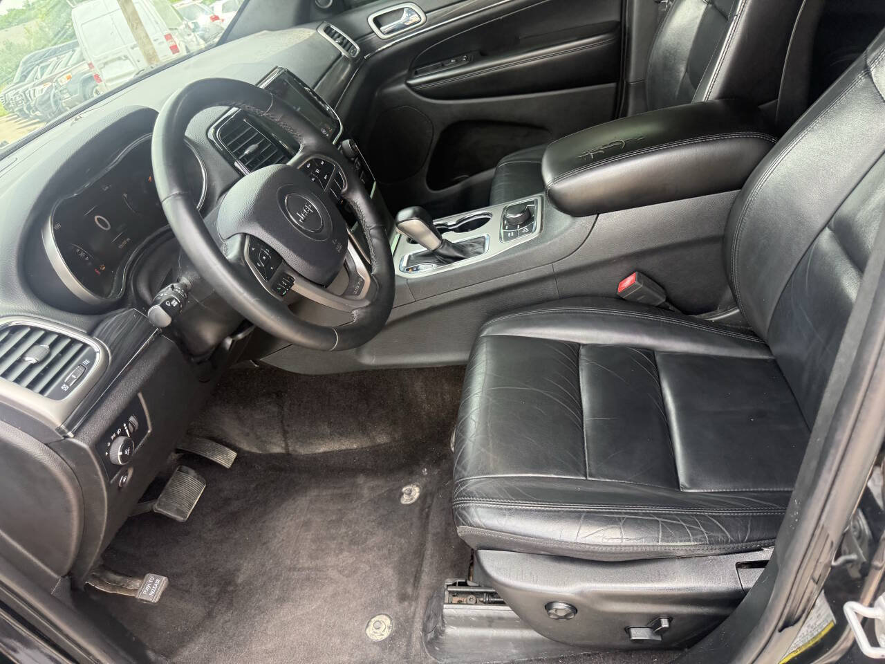 Used 2019 Jeep Grand Cherokee Limited AWD/4WD image 18