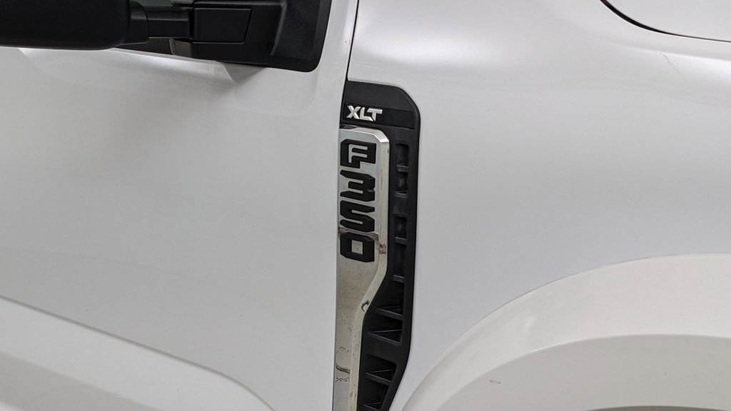 Used 2024 Ford F350 XLT image 39